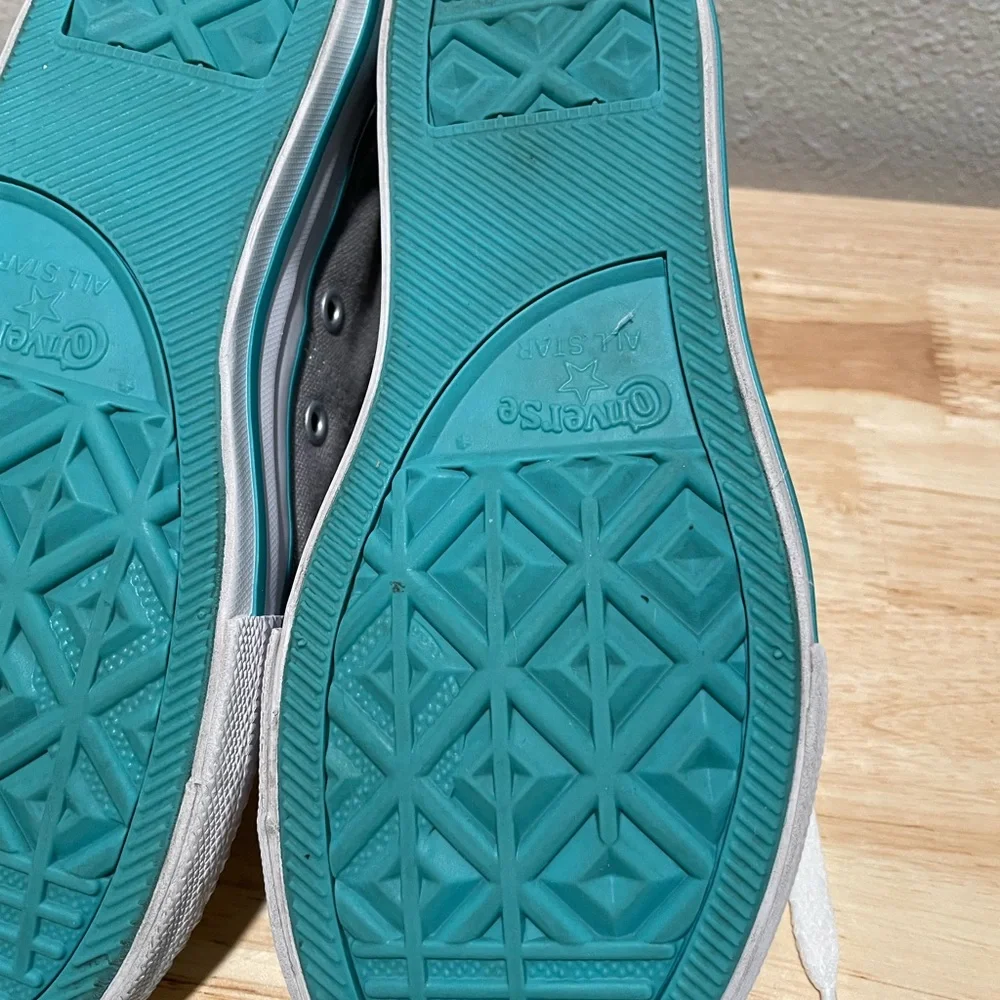 Converse “Chuck Taylor” Kids Gray and Teal Sneakers - Size 2 - EUC